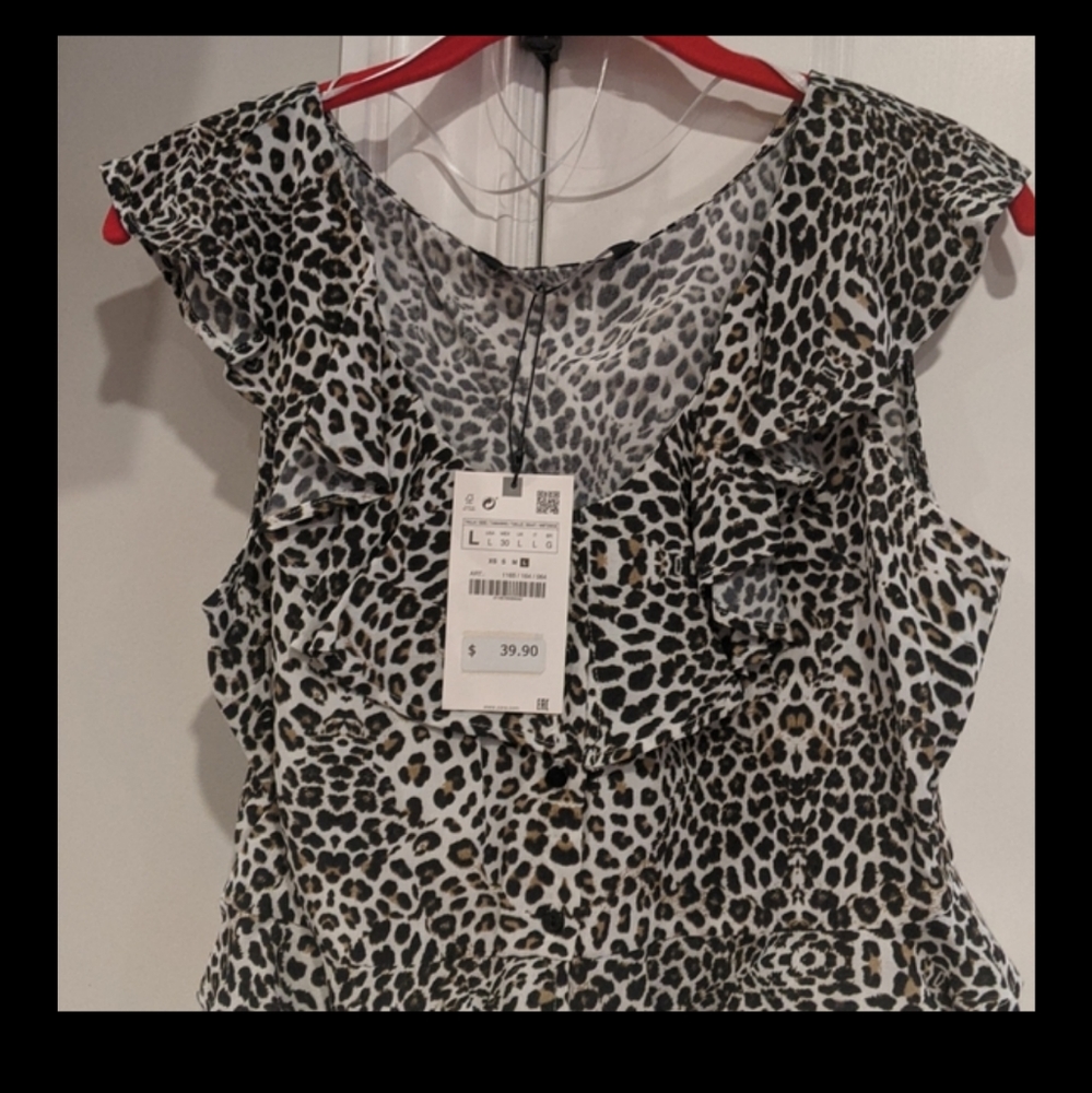 Zara Leopard top size large